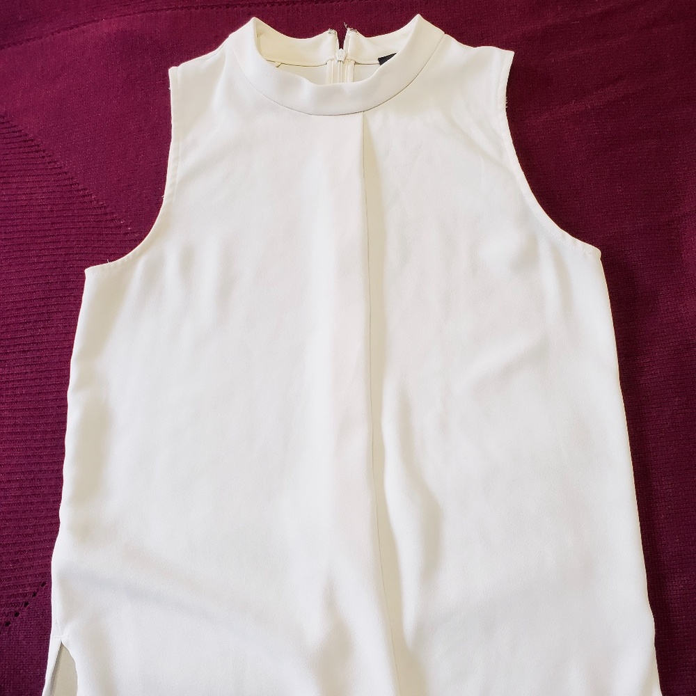 Ann Taylor White Dressy Tank - Picture 4 of 10